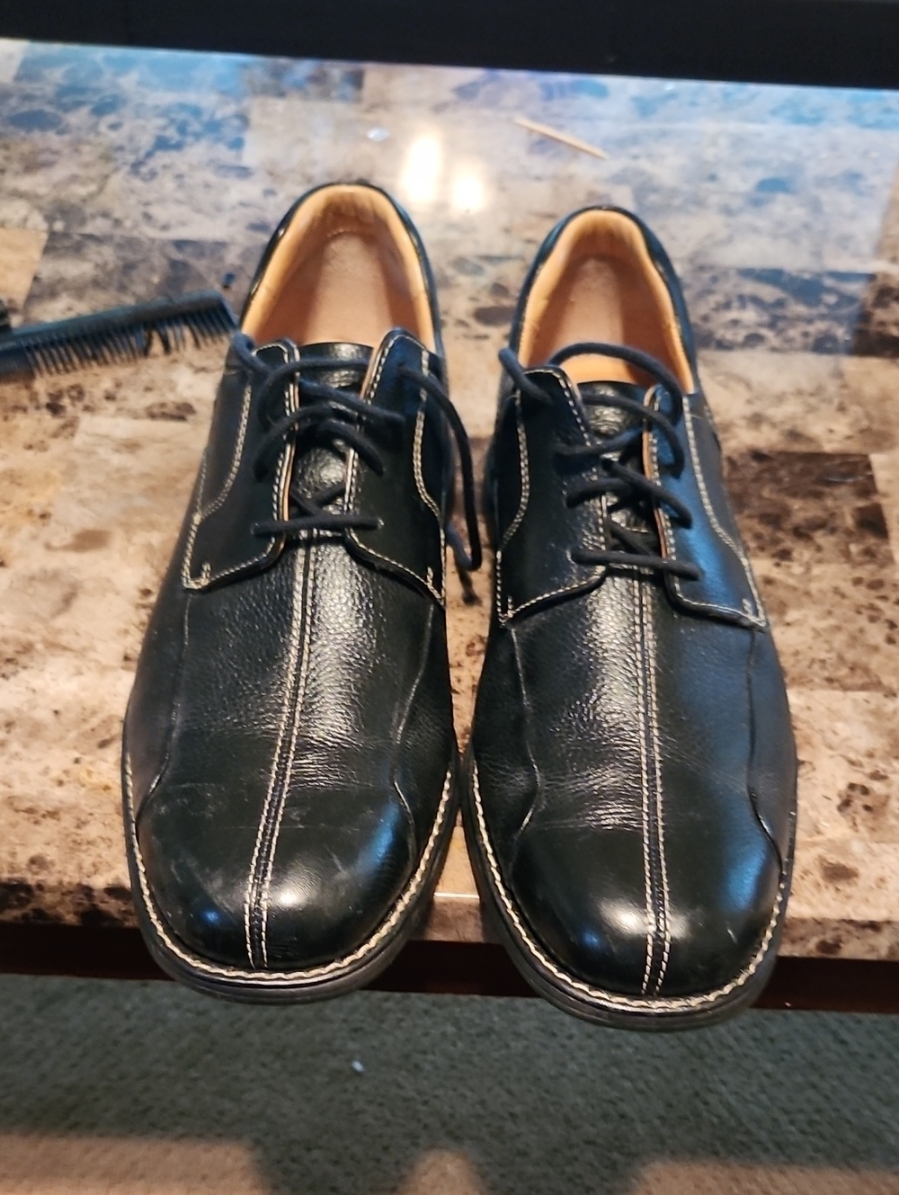 Johnston & Murphy Black Leather Lace-Up Oxfords with Contrast Stitching
